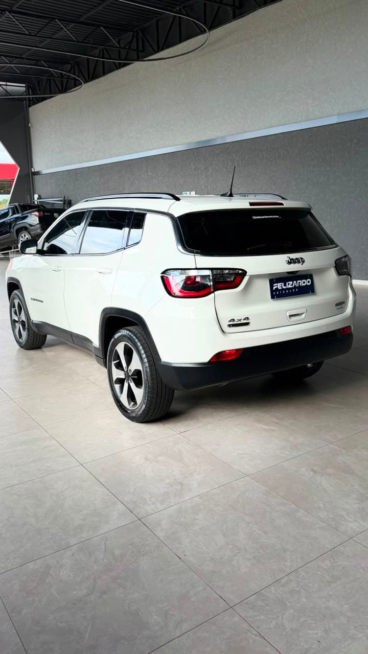 Jeep Compass — foto 4